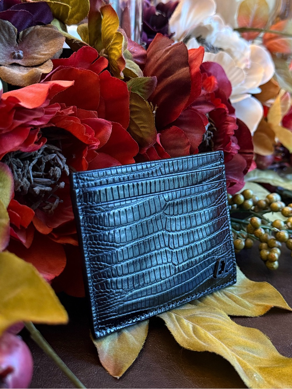 Christian Louboutin Logo Appliquéd Lizard Effect Glossed Leather Cardholder NWT - Picture 4 of 9